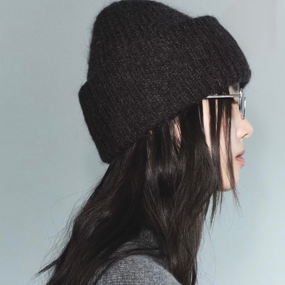 MOHAIR-BLEND BEANIE - Picture 3 of 4